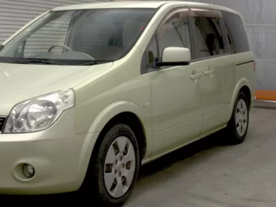 Nissan LAFESTA