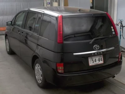 Toyota ISIS