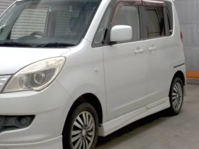 Mitsubishi DELICA D2