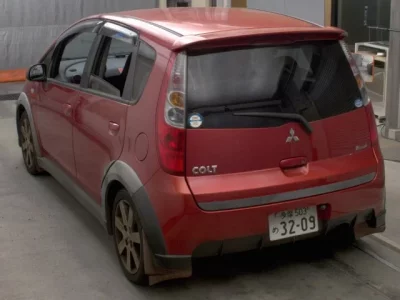 Mitsubishi COLT