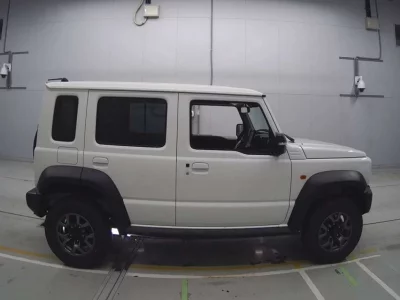 Suzuki JIMNY NOMADE