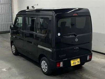 Nissan CLIPPER VAN