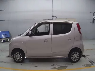Suzuki MRWAGON