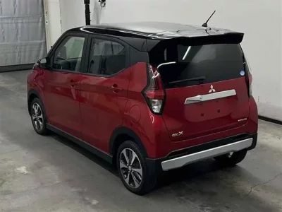 Mitsubishi EK X