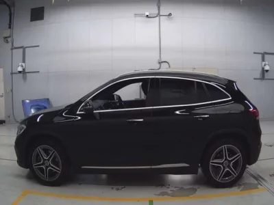 Mercedes-Benz GLA CLASS