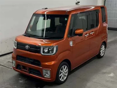 Toyota PIXIS MEGA