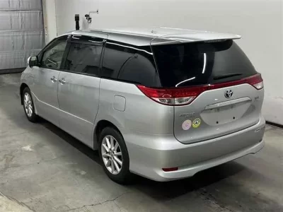 Toyota ESTIMA HYBRID