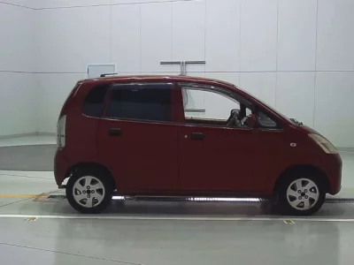 Suzuki MRWAGON
