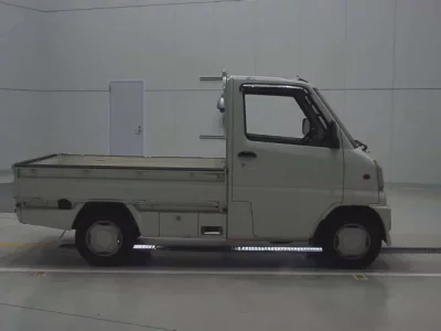 Mitsubishi MINICAB TRUCK