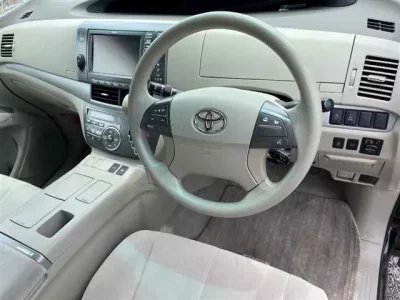 Toyota ESTIMA HYBRID