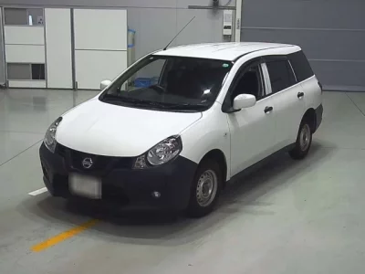 Nissan AD