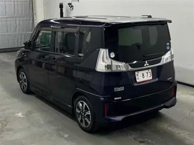 Mitsubishi DELICA D2