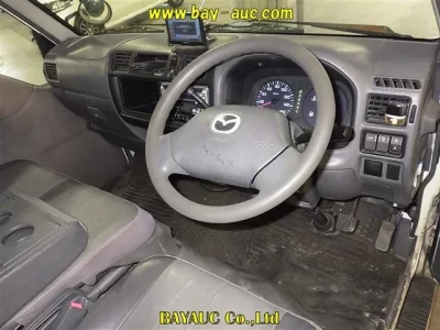 Mazda BONGO VAN
