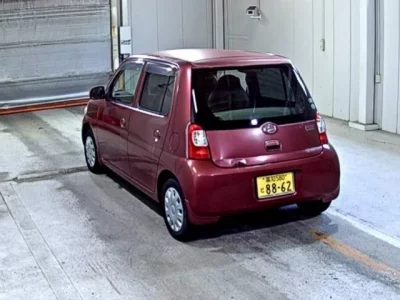 Daihatsu Esse