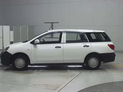 Nissan AD