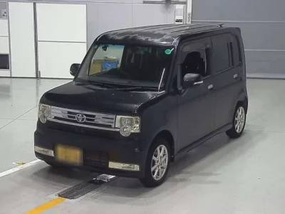 Toyota PIXIS SPACE
