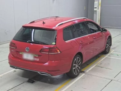 Volkswagen GOLF VARIANT