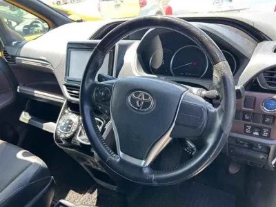 Toyota ESQUIRE