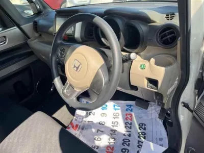 Honda N BOX SLASH