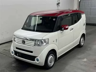Honda N BOX SLASH