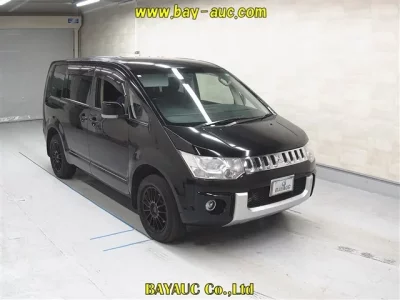 Mitsubishi DELICA D5