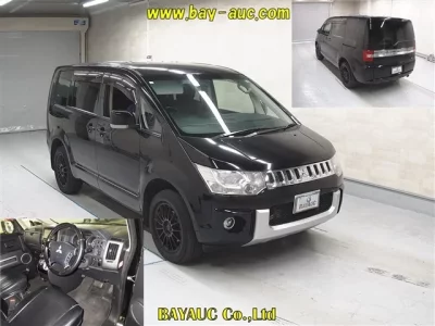 Mitsubishi DELICA D5
