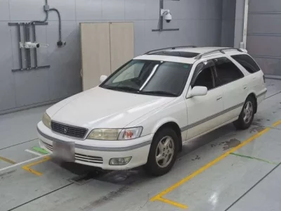 Toyota MARK2 QUALIS