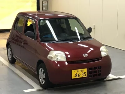 Daihatsu Esse