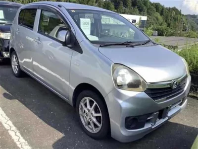 Daihatsu MIRA E S