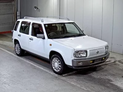 Nissan RASHEEN