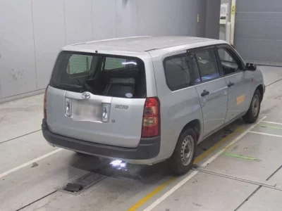 Toyota SUCCEED
