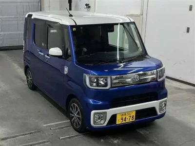 Toyota PIXIS MEGA
