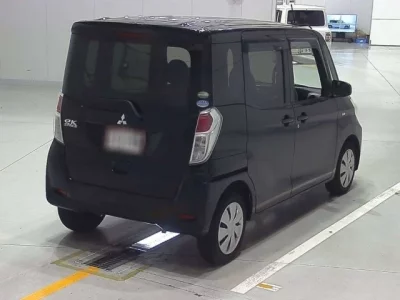 Mitsubishi EK SPACE