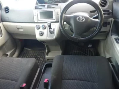 Toyota PASSO SETTE