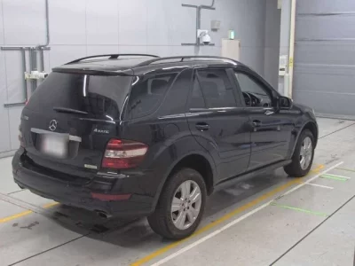 Mercedes-Benz ML CLASS