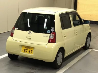 Daihatsu Esse