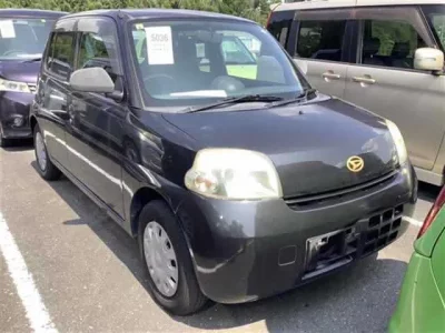 Daihatsu Esse