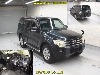 Mitsubishi PAJERO