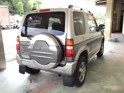 Mitsubishi PAJERO MINI