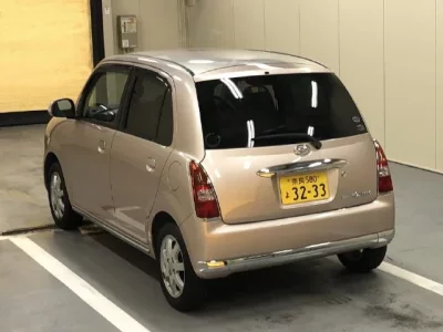 Daihatsu MIRA