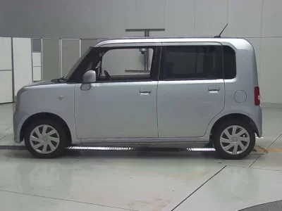 Toyota PIXIS SPACE