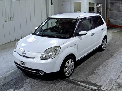 Mazda VERISA