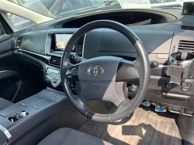 Toyota ESTIMA HYBRID