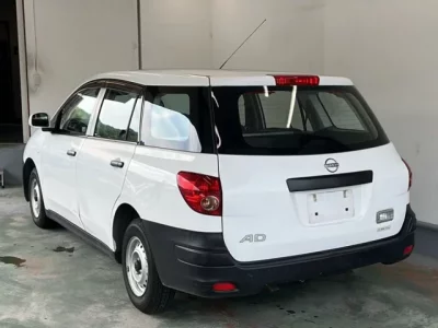 Nissan AD