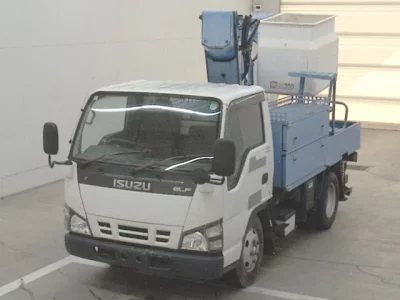 Isuzu ELF