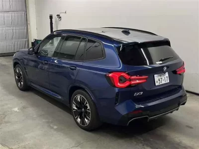 BMW iX3