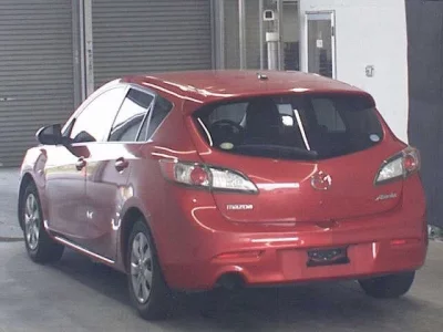 Mazda AXELA