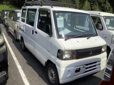 Mitsubishi MINICAB VAN