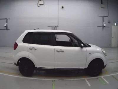 Mazda VERISA