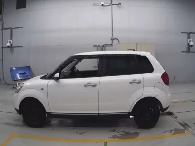 Mazda VERISA
